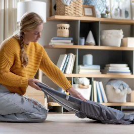 Ingenuity Asiento Mecedor y Rebotador ING74451168534 Happy Belly Música Vibraciones Arco de Actividad Desmontable Peluche Perezoso