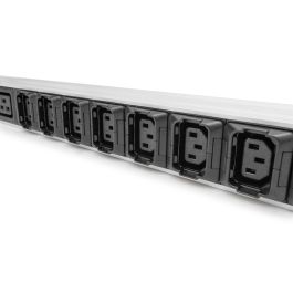 Digitus PDU IT Básica Trifásica Vertical 16A, 24x C13, 3x C19, Cable 3m IEC 60309, 0U Aluminio Negro