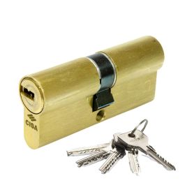 Cisa Cilindro asix 30x50mm latonado 1.0e300.17.0.0000.c5 con 6 pitones y llave reversible, 5 llaves Precio: 31.99000057. SKU: S7919461