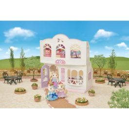 Sylvanian Families La Peluquería de Ponis para Figuras con Accesorios: Secador de Pelo, Plancha, Cepillo y Mascarilla de Belleza Sylvanian Families La Peluquería de Ponis para Figuras con Accesorios: Secador de Pelo, Plancha, Cepillo y Mascarilla de Belleza
