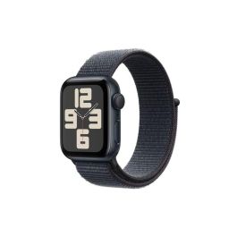Apple Watch SE GPS 40 mm Smartwatch - Aluminio de Medianoche con Cinta Deportiva, A2722, Compatible con iOS, Retina LTPO OLED, Resistente al Agua hasta 50 m