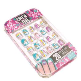 Set creativo para uñas con 20 unds.24 modelos y tamaños diferentes 8,2x14x1 cm - modelos surtidos Set creativo para uñas con 20 unds.24 modelos y tamaños diferentes 8,2x14x1 cm - modelos surtidos