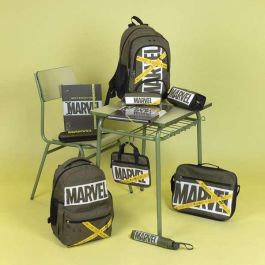 Paraguas manual plegable escolar marvel Paraguas manual plegable escolar marvel