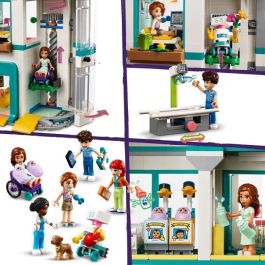 LEGO 42621 Friends Heartlake City Hospital, Juguete con Helicóptero y Minifiguras que Incluyen a Otoño y un Perro LEGO 42621 Friends Heartlake City Hospital, Juguete con Helicóptero y Minifiguras que Incluyen a Otoño y un Perro