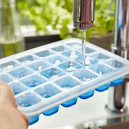 Emsa 514549 Clip & Close Eiswürfelbox con Tapa