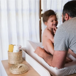 Beaba Cambiador Inclinado SOFALANGE Patentado Fabricado en Francia Materiales Saludables Oekotex Clase 1