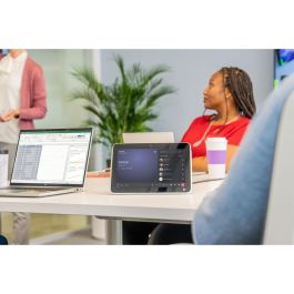 Soporte de Techo para Proyector Poly 874P8AA Precio: 40.94999975. SKU: B1HJET96Z2