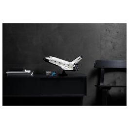 LEGO Creator Expert NASA Spaceshuttle Discovery - Set de construcción 2354 piezas, Maqueta del Transbordador Espacial, para adultos y fans