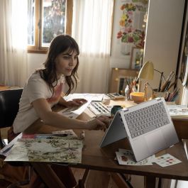 HP Portatil Omnibook 5 Flip X360 14-FP0019ns Intel Core i5-1334U 16GB RAM 1TB SSD Pantalla Táctil 14" 2K Convertible 360°