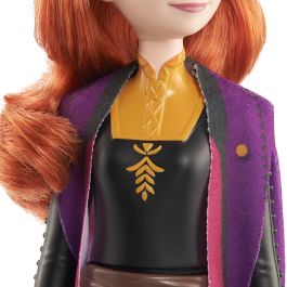 Mattel HLW50 Muñeca de Moda Frozen 2 Anna Articulada, con Chaleco y Conjunto de Viaje, Disney (Edad +3 Años)