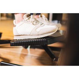 BakkerElkhuizen Basic 950 reposapiés con ajuste de altura 3-19cm