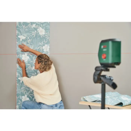 Bosch AAAXK87661 Marcador de línea láser de nivel universal - Con estuche de transporte y 2 pilas AA