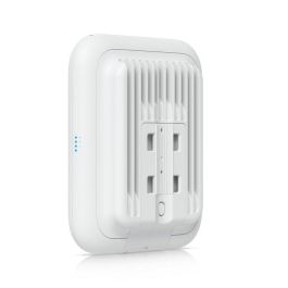 Ubiquiti WiFi 7, 4 spatial streams, 2.5 GbE RJ45 port, PoE+, 19W, IPX6, UV-stabilized polycarbonate, aluminum alloy, white Ubiquiti WiFi 7, 4 spatial streams, 2.5 GbE RJ45 port, PoE+, 19W, IPX6, UV-stabilized polycarbonate, aluminum alloy, white