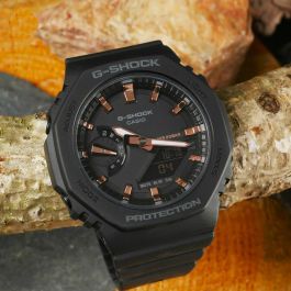 Casio G-SHOCK Reloj Resistente a los Golpes Multifunción Negro con Iluminación LED, Hora Mundial, Cronómetro y Caja de Resina de Carbono
