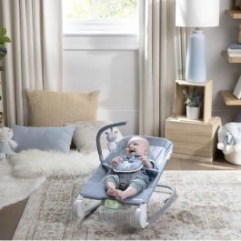 INGENUITY Happy Belly Rock-to-Bounce Asiento - Música - Vibraciones - Arco de Actividad Extraíble - Peluche Cebra - INGENUITY Happy Belly Rock-to-Bounce Asiento - Música - Vibraciones - Arco de Actividad Extraíble - Peluche Cebra -