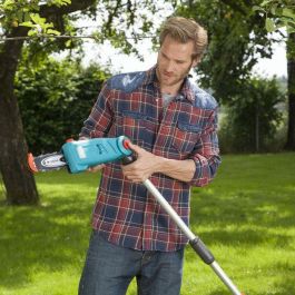 Gardena TCS 720 Podadora de pértiga eléctrica 720W, 20cm guía, telescópica 4,4m para poda segura desde suelo