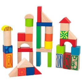 Construccion con 50 bloques de madera en cubo. Construccion con 50 bloques de madera en cubo.