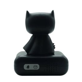 Lexibook Despertador digital Batman con luz nocturna 3D, sonidos y alarma musical temática, pantalla LCD retroiluminada para niños