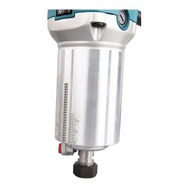 Makita RT0702CX2J Multifunktionsfräse, 34000 RPM, 710W, Velocidad Ajustable