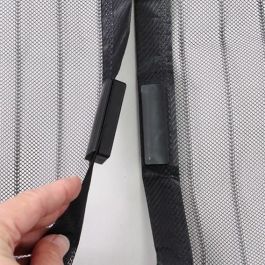 Mampara de cortina magnética - H230 cm x L100 cm - Poliéster negro Mampara de cortina magnética - H230 cm x L100 cm - Poliéster negro