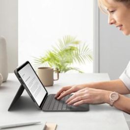Logitech Slim Folio Teclado Bluetooth y Funda Protectora gris para Apple iPad Air de 10.9" (4ª Generación)