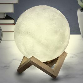 Home Deco Factory Lámpara Luna 3D Táctil Recargable 3 Colores con Soporte de Madera 15cm Precio: 11.94999993. SKU: B1F3T2RX4L