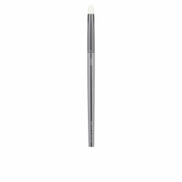 Maiko Luxury Grey Pincel De Precisión Para Sombras 1009 Precio: 4.58999948. SKU: B1EVJ2G3LH