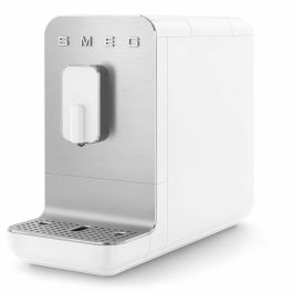 Smeg Cafetera Superautomática BCC11WHMEU Blanca