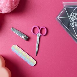 Cosmetic Club Juego de Manicura 3 Piezas con Lima, Tijeras y Cortaúñas en Bolsa Zip