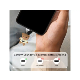Wondee Protector Decorativo para Puerto USB C Tipo C con Charm Colgante de Oso, Evita Polvo y Suciedad, Para Smartphone, Modelo Funny Bear, 30x10x20 mm