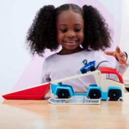 Spin Master 6071544 Vehículo Paw Patrol Pup Squad Patroller & Chase, Auto de Carreras Transformable con Rampa de Lanzamiento y Almacenamiento