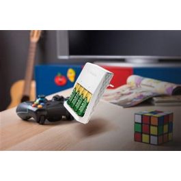 Varta 57657101451 Cargador Pilas 2 o 4 AA/AAA y 4xAA 2100 mAh, Carga Lenta, Voltaje Universal