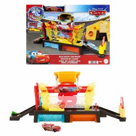 MATTEL Pista Túnel de Lavado Disney Cars con Rayo McQueen de Juguete y Función Cambio de Color 50,8cm