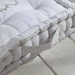 Today TOD1700239379098 Cojín de Suelo Slub x Chambray x Bordado Constance 40 x 40 x 10 cm