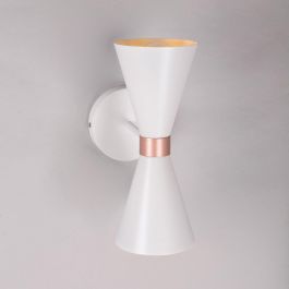 SKD-W1009 Aplique de Pared Kosice con diseño retro y elegante para bombilla LED E27. Ideal para comedor, dormitorio, sala de estar.