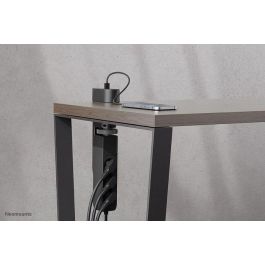 Neomounts DS22-840BL6 Regleta de Escritorio VOLT con Abrazadera, USB-C y USB-A Carga Rápida, 20W PD, 1.4m, Negra