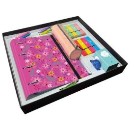 Set Papeleria Mariola Flores Premium 34 Piezas 1X Caja De Carton Forrado Reutilizable 1X Carpeblock 4 Anillas 40Mm 1X Lapicero Carton Forrado 1X Estuche Color 16X Fluorescentes Surtidos 4X Boligrafo 4 En 1 1X Boligrafo Tekno 1X Cinta Correctora 4X Reglas  Precio: 66.50000038. SKU: B1CQWAFPY6