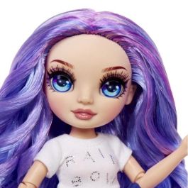 MGA Muñeca Rainbow High Junior High Violet Fiesta de Pijamas, con Accesorios, 22 cm - Para Niñas +4 Años MGA Muñeca Rainbow High Junior High Violet Fiesta de Pijamas, con Accesorios, 22 cm - Para Niñas +4 Años