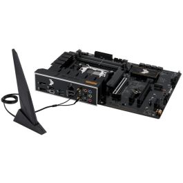 ASUS TUF GAMING A620-PRO WiFi AMD A620 Socket AM5 ATX, Compatible con AMD Ryzen 7/9 7th Gen, DDR5, Wi-Fi 6, 90MB1FR0-M0EAY0