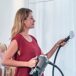 Eziclean Aspiradora Escoba a Vapor CYCLOSTEAM P320 - 1800 W - 35 g/min - 1 L - Negro/Rojo