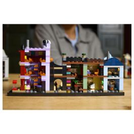 LEGO Harry Potter 76444 Tiendas Mágicas del Callejón Diagon, Juego de Construcción 2750 Piezas