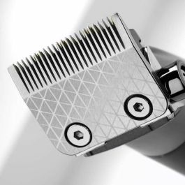 BaByliss E991E Cortapelos Super-X Metal Series, Edición especial con cuchillas de titanio BaByliss E991E Cortapelos Super-X Metal Series, Edición especial con cuchillas de titanio