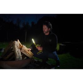 Ryobi RYO4892210239631 Linterna LED compacta 18V, 3 intensidades: 800/400/100 Lúmenes, Plegable y con gancho