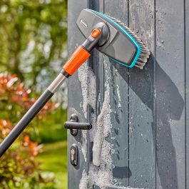 Gardena Mango de Cerdas Suaves y Pastillas de Jabón Cleansystem para Limpieza Suave y Efectiva