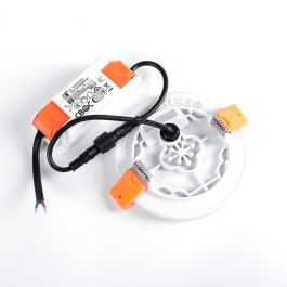 LUM Placa LED Circular sin Marco 8W 569Lm 4200K Empotrable IP65 Blanco Ref: LUM-NSDL-R100-W