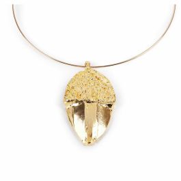 Shabama Collar Rígido Bellota Bañado en Oro de 0.5 Micras con Colgante Texturizado de 6.5 cm - Joya Femenina Inspirada en la Naturaleza Precio: 48.50000045. SKU: B18NEQRKDG