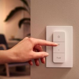 Regulador de luz con control remoto nómada Philips Hue Dim Switch Regulador de luz con control remoto nómada Philips Hue Dim Switch