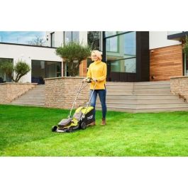 Ryobi Cortacésped Híbrido Inalámbrico Ø 37 cm con 2 baterías LithiumPlus 36V 5.0 Ah, Mulching y Recolección 45L, Negro/Verde