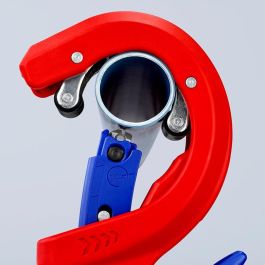 Knipex 90 23 01 BK Cortatubos para Plástico y Acero, Diámetro de Corte hasta 50 mm, Color Azul/Rojo