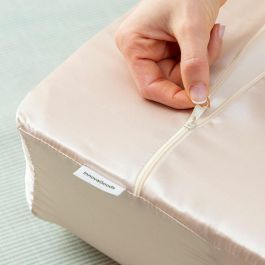 Almohada Cervical Antiarrugas con Funda de Satén Youthlow InnovaGoods